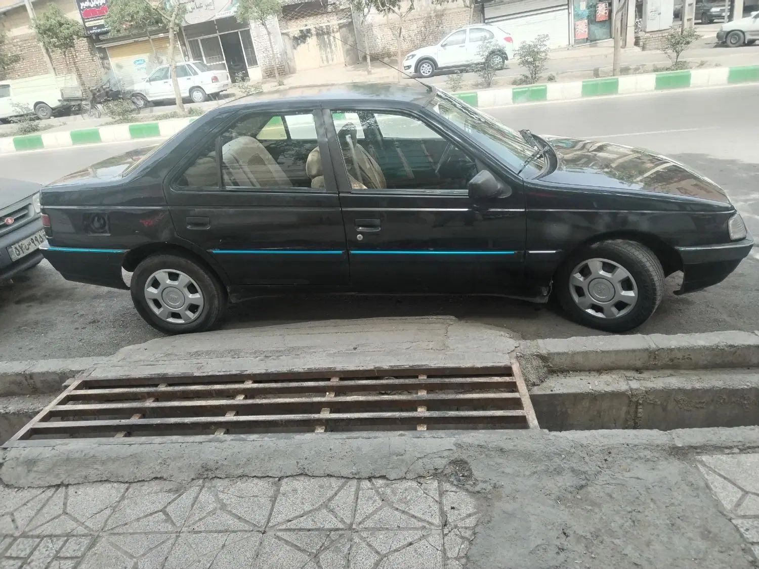 پژو 405 جی ال ایکس (GLX)، مدل ۱۳۸۱|خودرو سواری و وانت|مشهد, شهرک ابوذر|دیوار