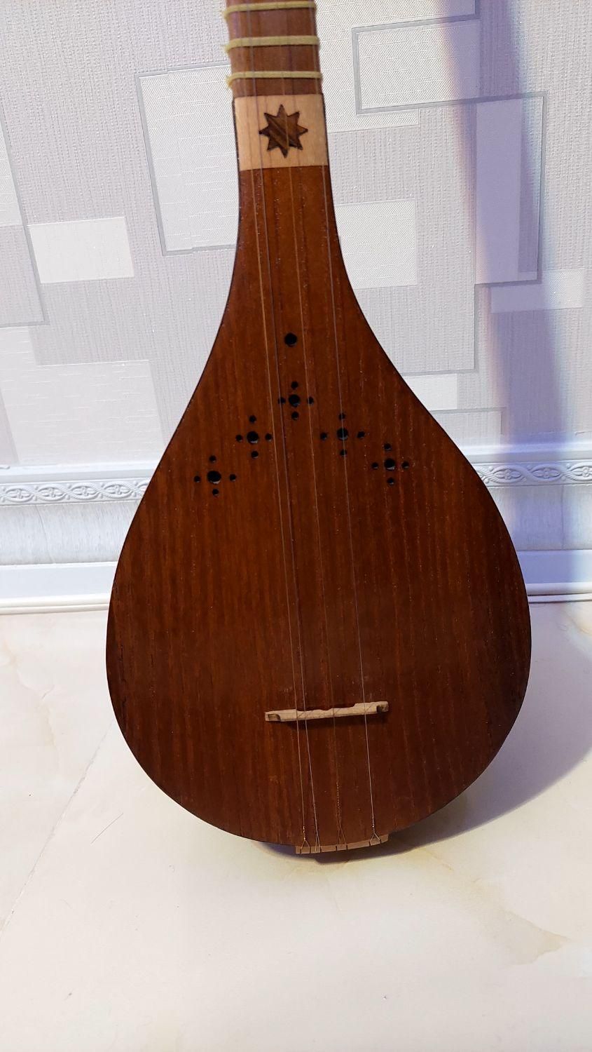 سه‌تار غزل|سازهای سنتی|مبارکه, |دیوار