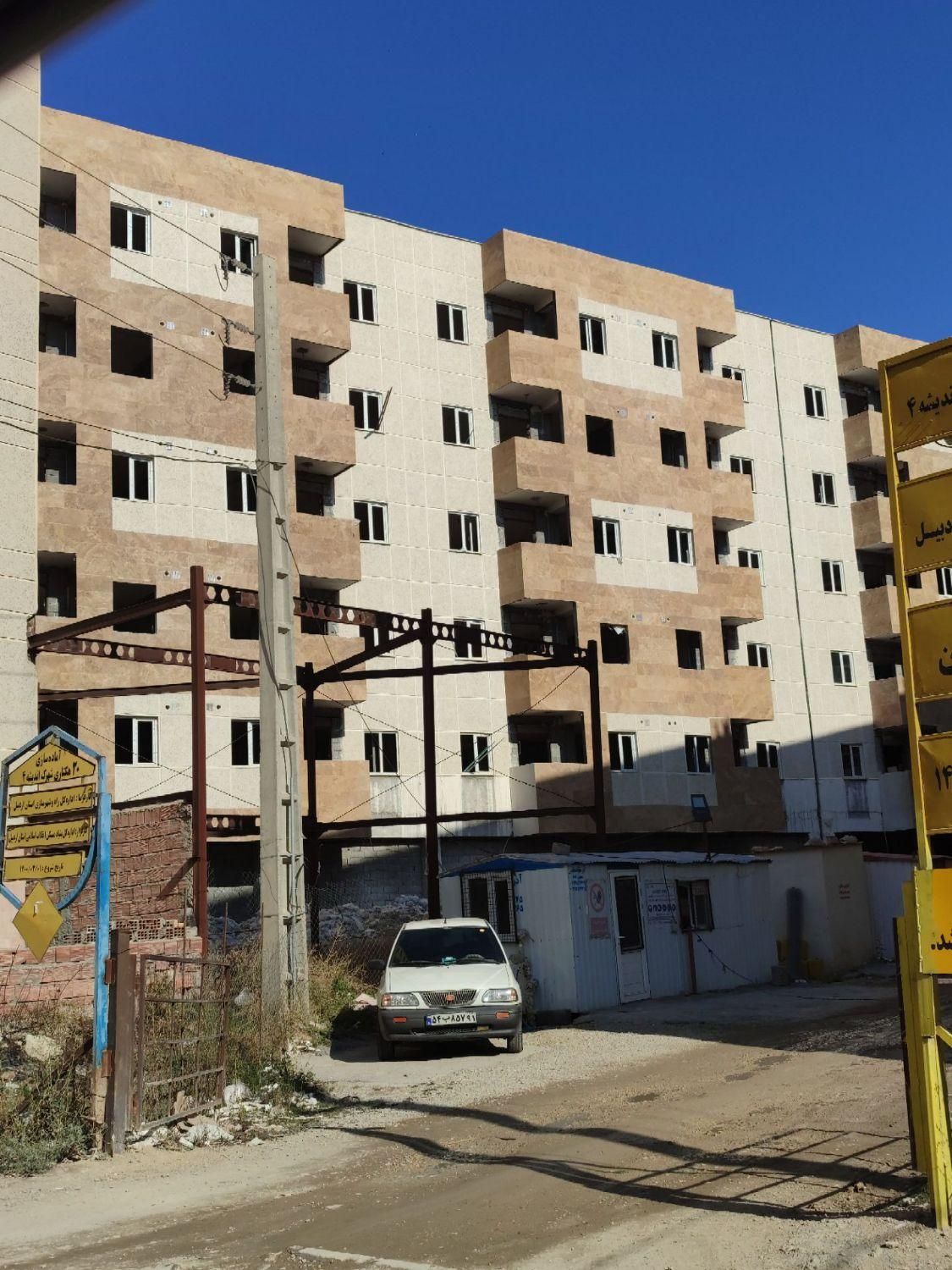 فروش آپارتمان۹۳متری دربهترین لوکیشن شهرک اندیشه|پیش‌فروش املاک|اردبیل, |دیوار