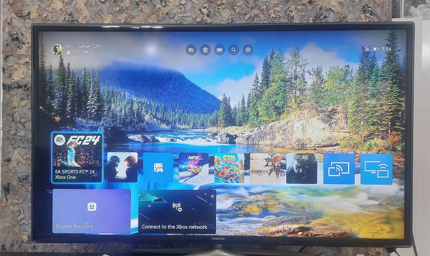 کنسول بازی Xbox One فوق العاده کم کار و تمیز فول|کنسول، بازی ویدئویی و آنلاین|نور, |دیوار