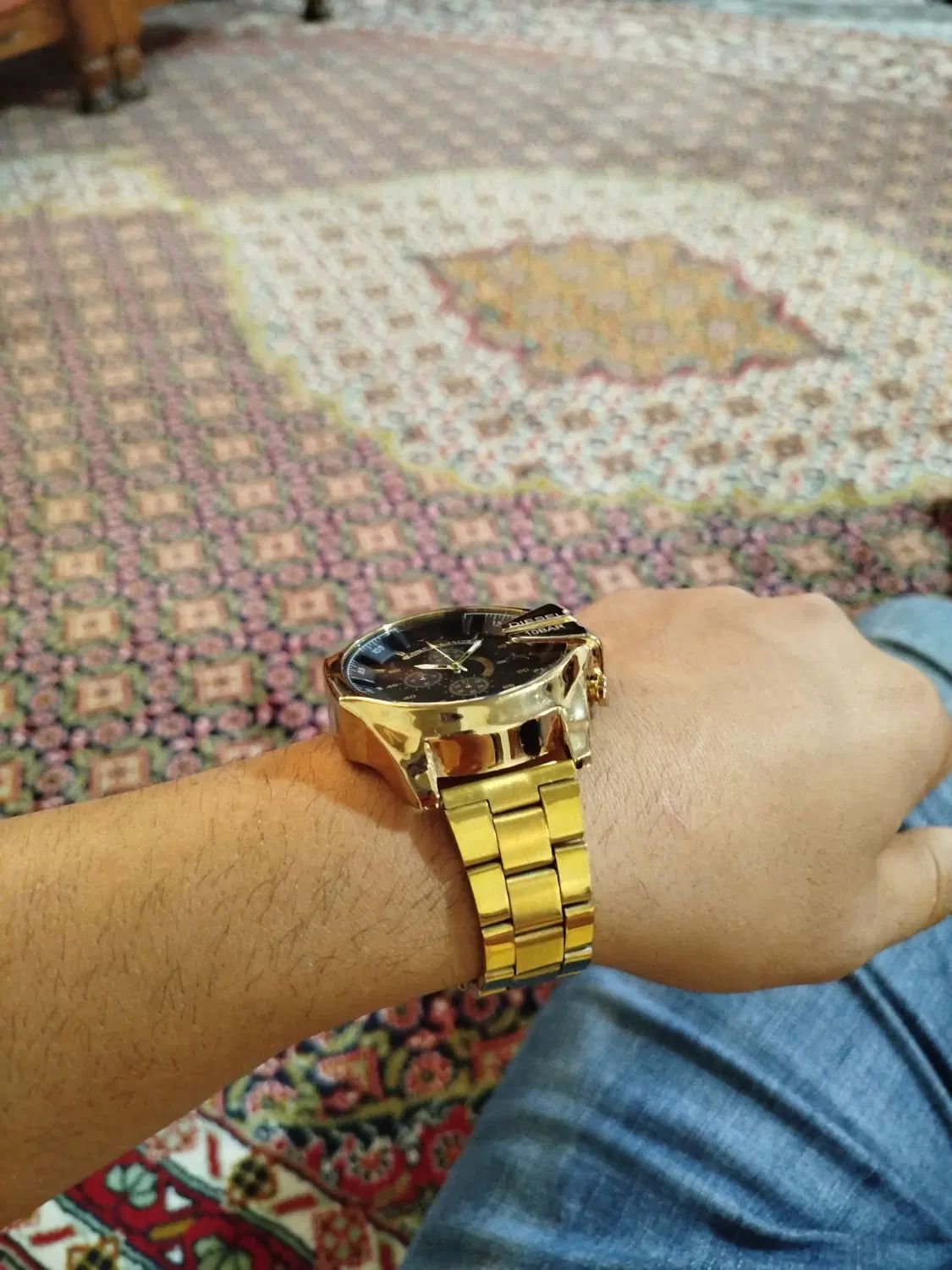 ساعت شاخ دار|ساعت|کرج, کیانمهر|دیوار