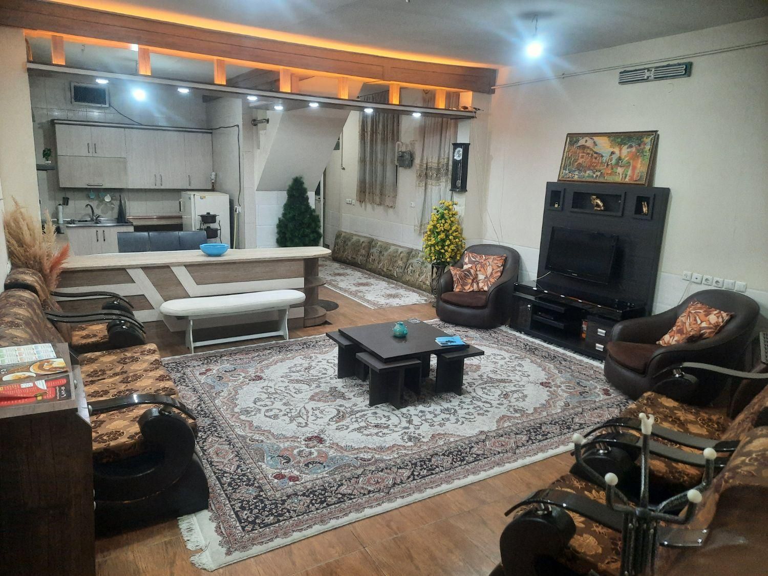 مبله دربست بسیار تمیز با تمام امکانات|اجارهٔ کوتاه‌مدت آپارتمان و سوئیت|شیراز, زند|دیوار