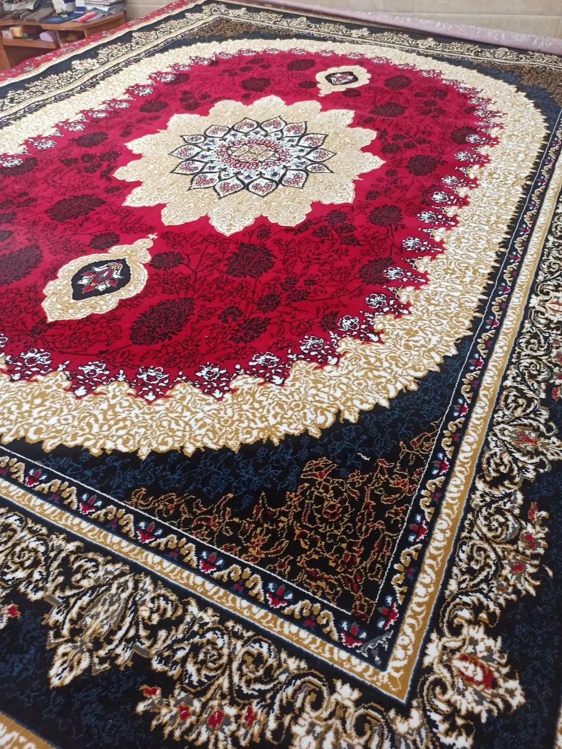 فرش برای جهاز عروس و باغ مجالس|فرش|لامرد, |دیوار