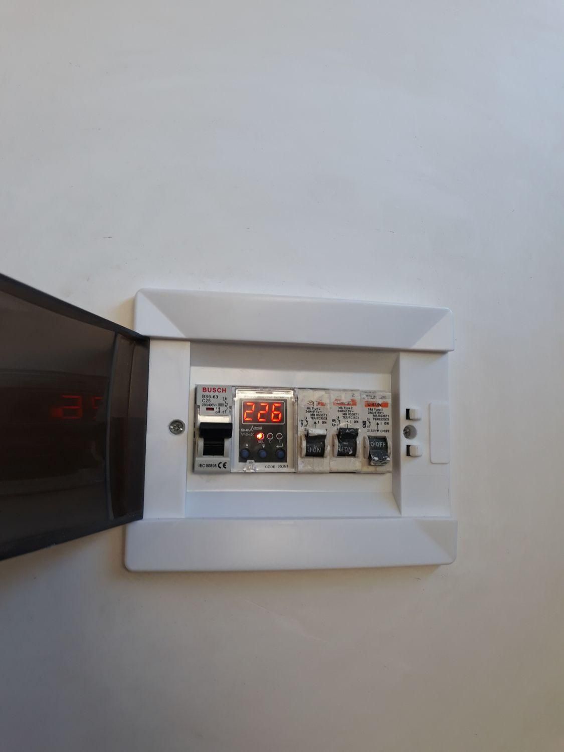 برقکار رفع اتصالی برق تکفاز وسه فازبرقکاری برق کار|خدمات پیشه و مهارت|زنجان, |دیوار