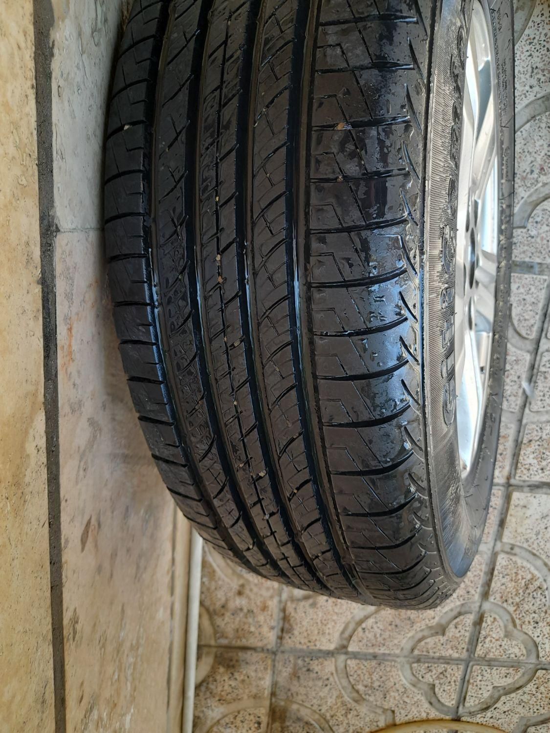 رینگ و لاستیک لیفانx60|قطعات یدکی و لوازم جانبی|تهران, مقدم|دیوار