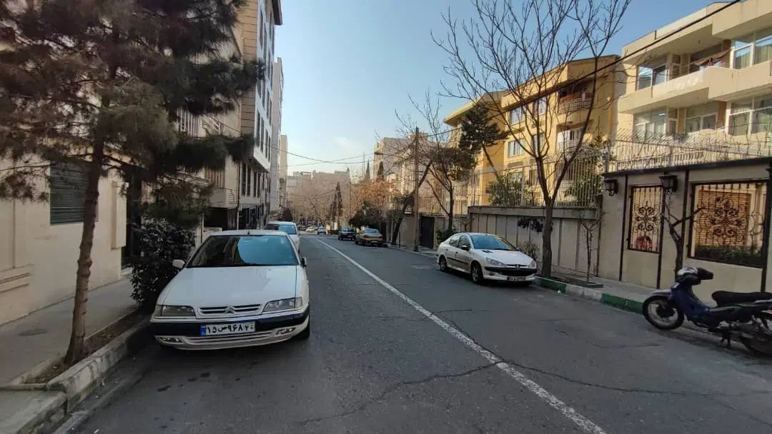 طالقانی۱۰۲متربر۶جنوبی کلنگی تجمیع۲قوارتهاترشریعتی|فروش زمین و ملک کلنگی|تهران, بهار|دیوار