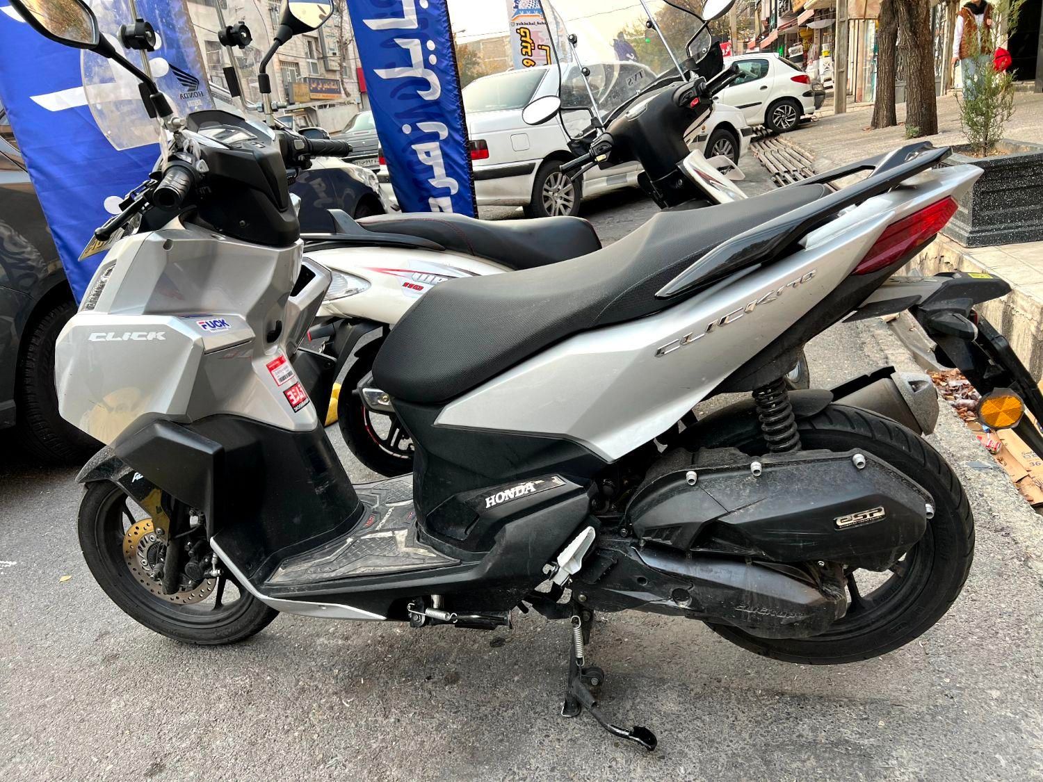 vario 160|موتورسیکلت|تهران, تهرانپارس شرقی|دیوار