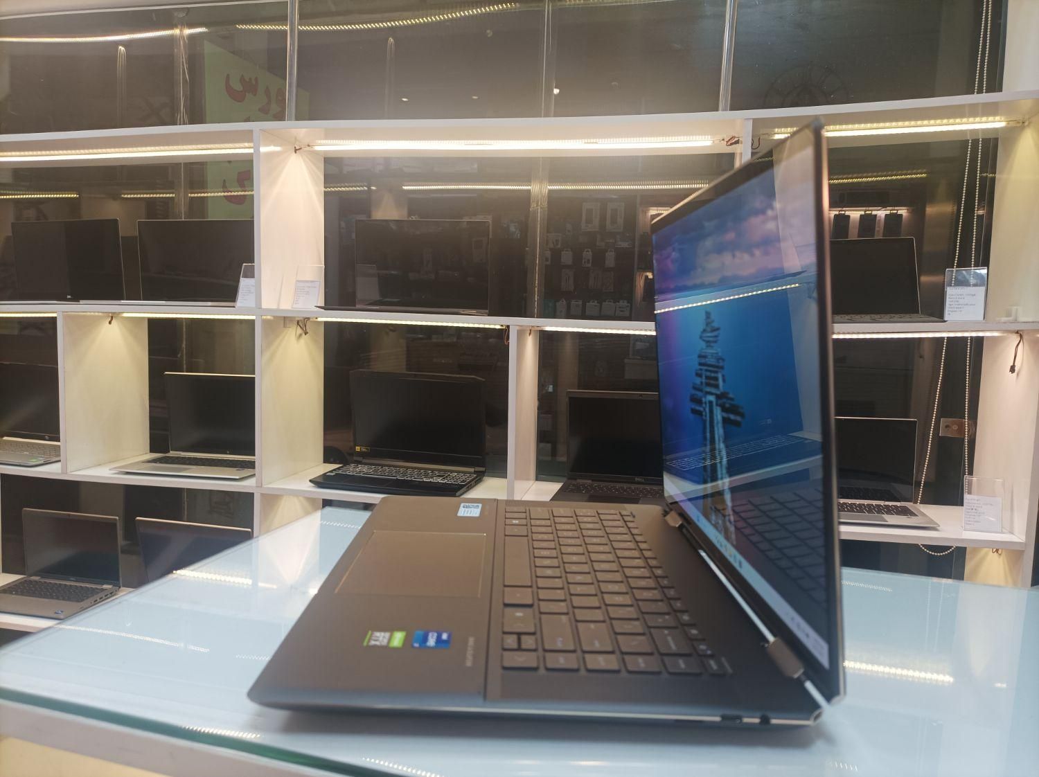 لپ تاپ لمسی تاشو hp spectre|رایانه همراه|سمنان, |دیوار