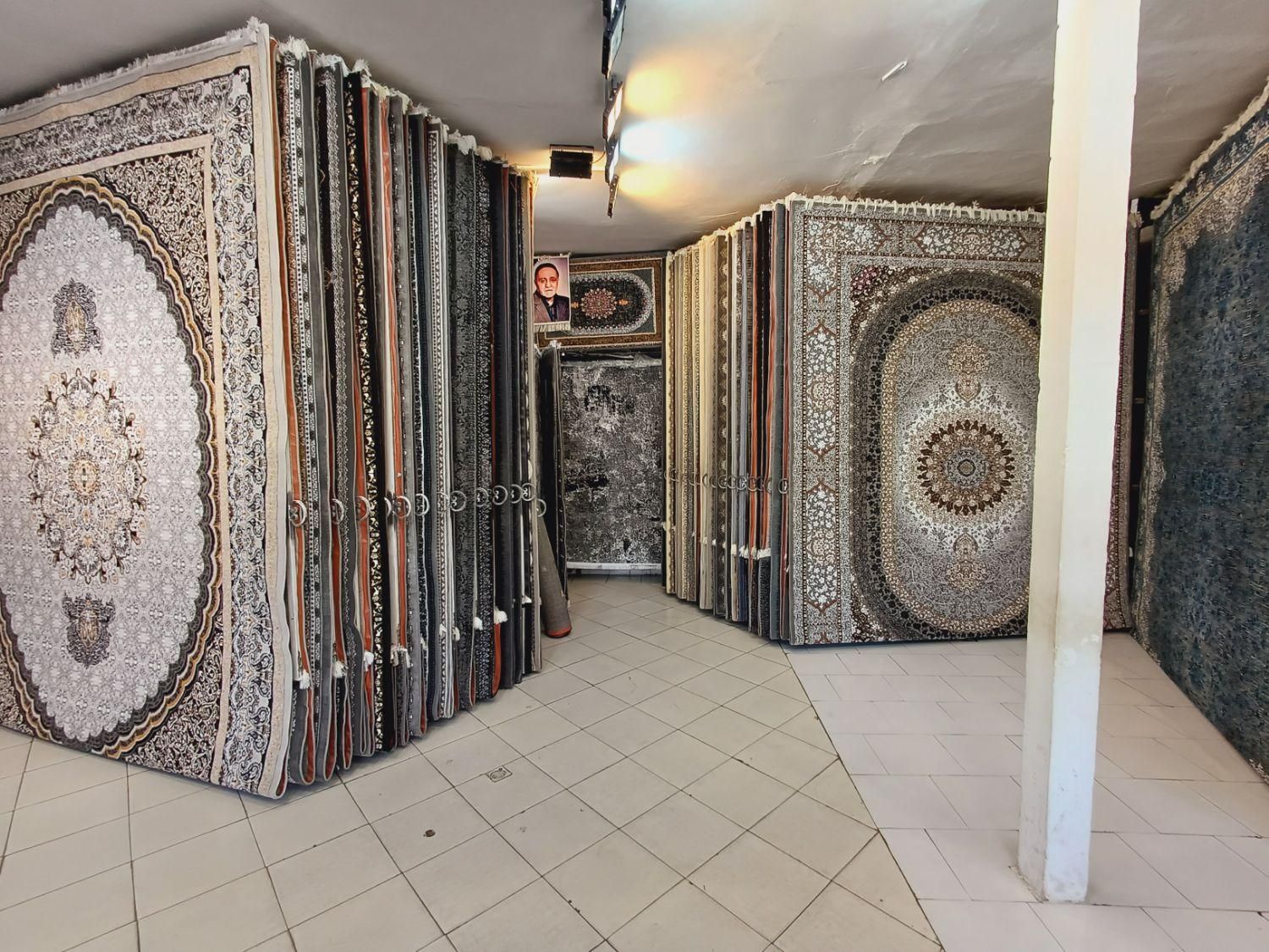 فرش ۲در۳ تخفیفی ۶متری مقطوع فقط ۲/۵۰۰ت|فرش|مشهد, طلاب|دیوار