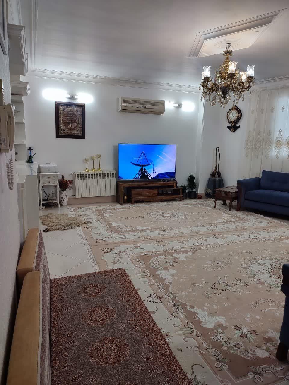 آپارتمان/۱۰۲متری/۲خوابه/جمهوری|فروش آپارتمان|قم, میرزائیه|دیوار