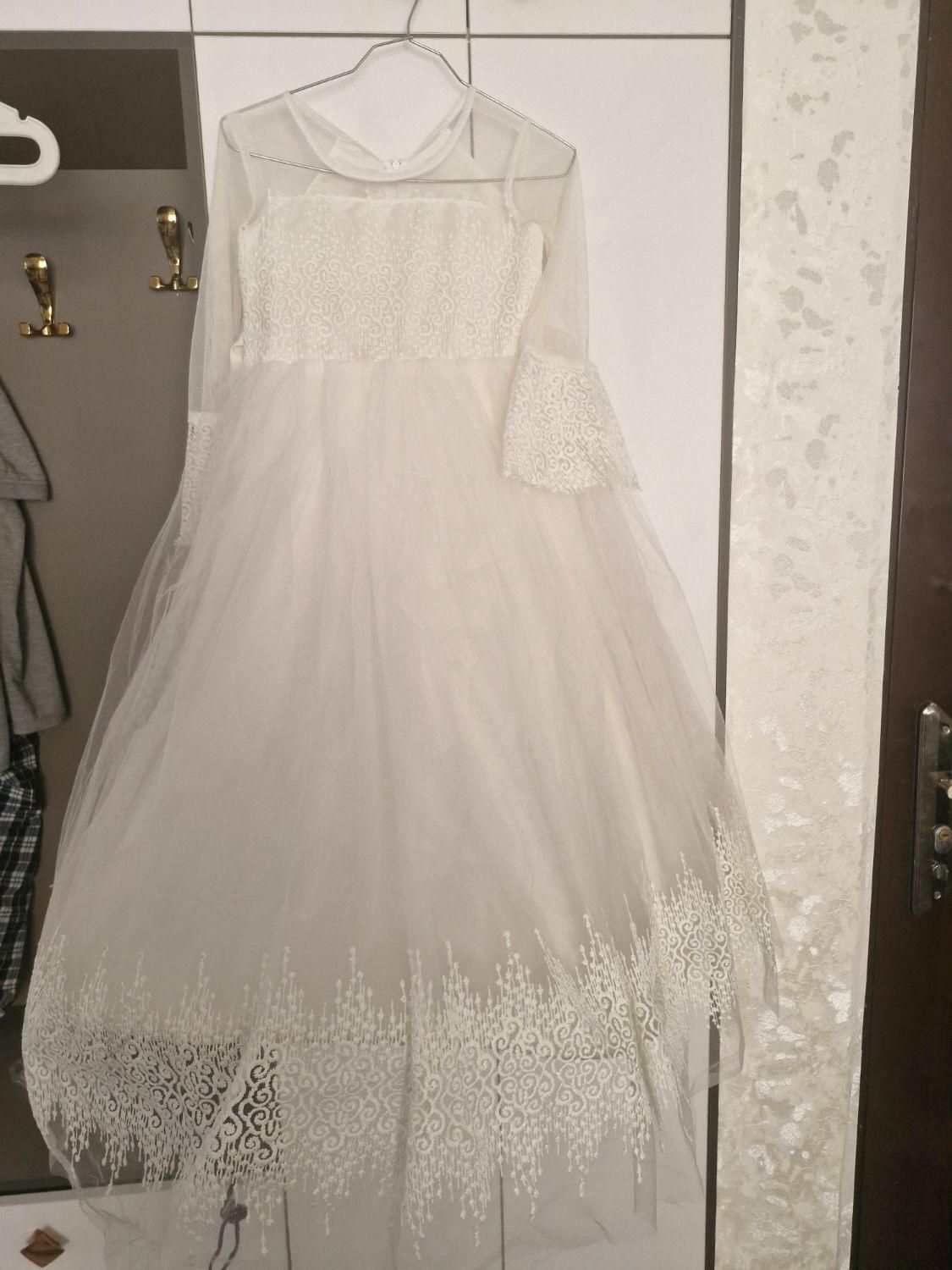 لباس عروس دخترانه ۹ساله|لباس|تهران, تهرانسر شرقی|دیوار