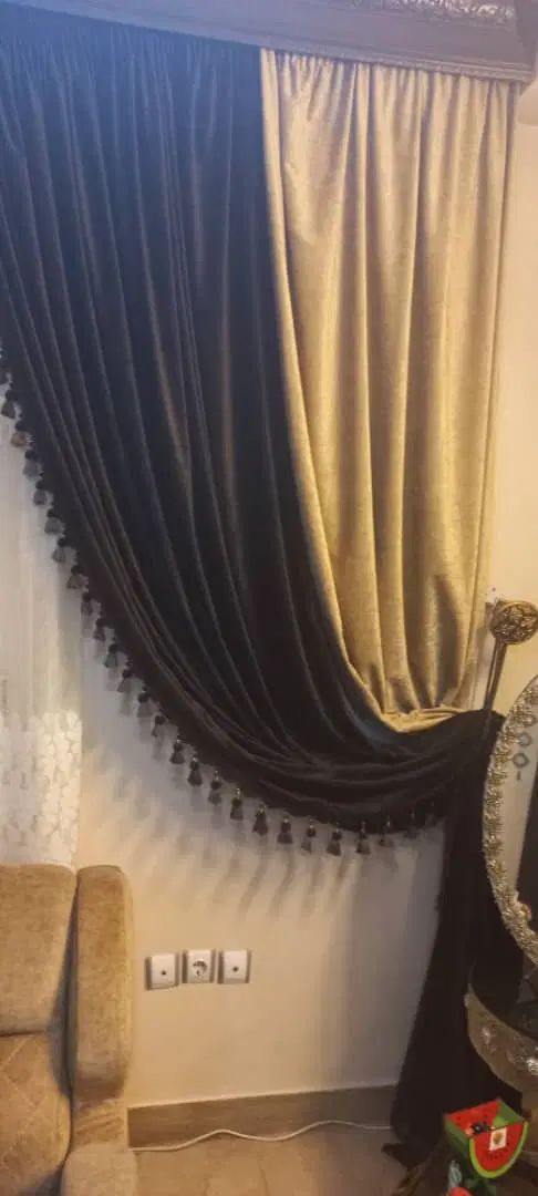 والان پرده مخمل قهوه ای دو تا|پرده، رانر، رومیزی|کرج, چهارصد دستگاه|دیوار