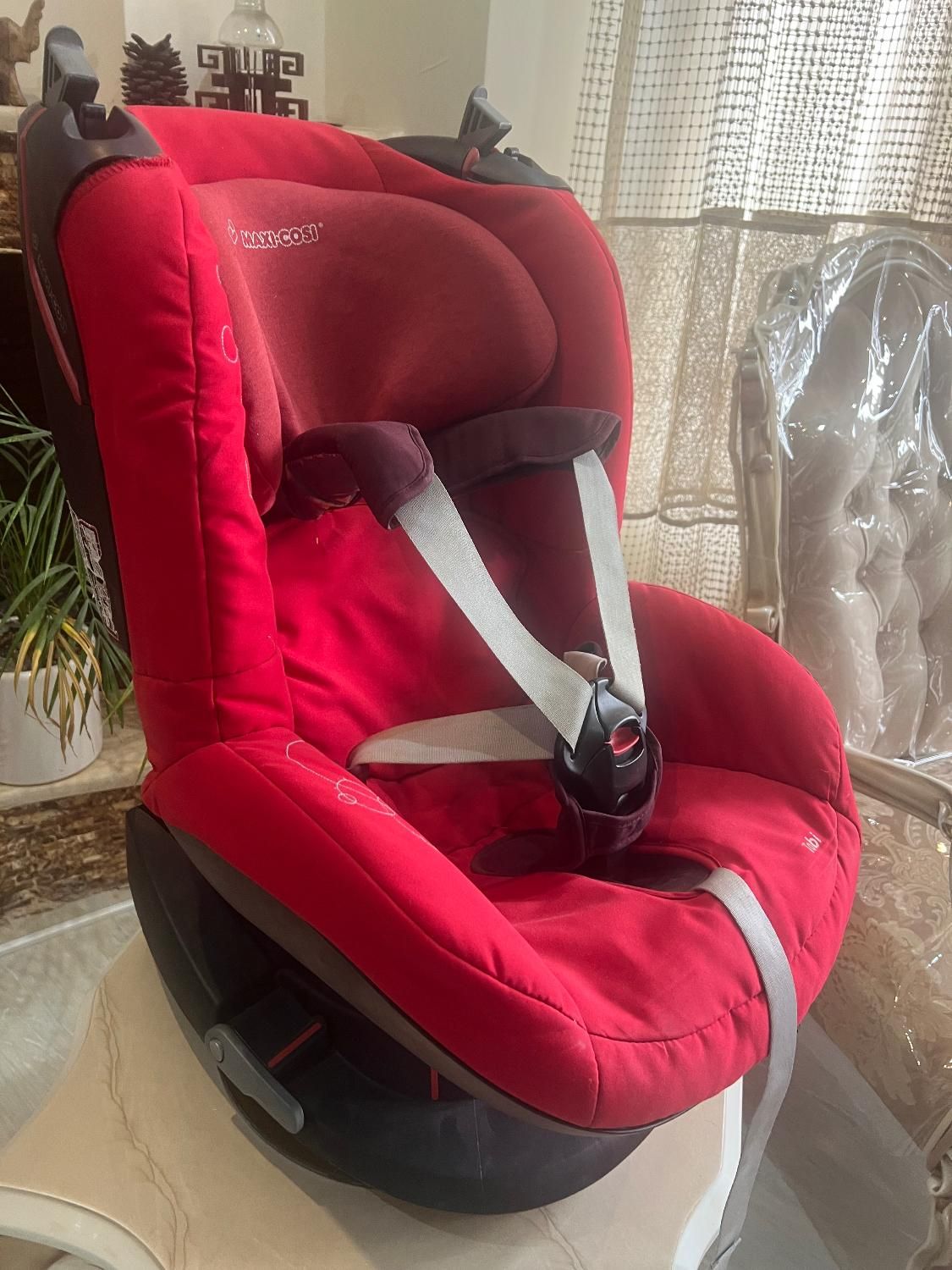 صندلی ماشین خارجی برند مکسی کوزی|تخت و صندلی بچه|خرمآباد, |دیوار