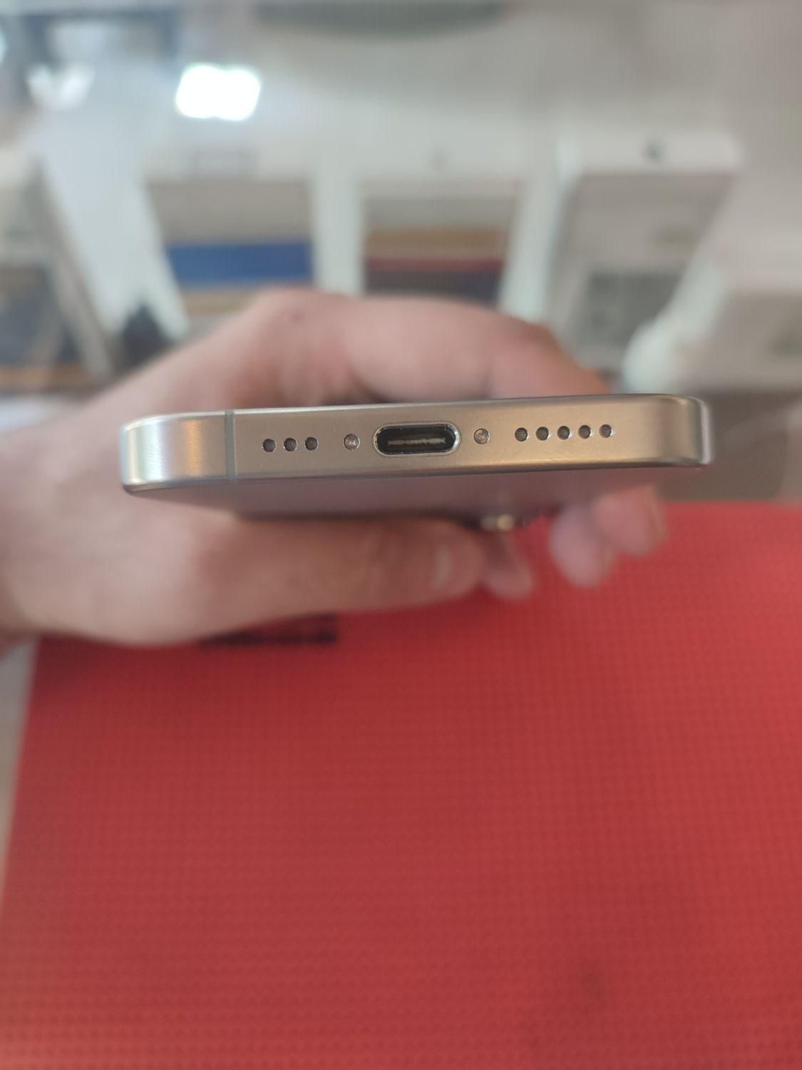 اپل iPhone 15 Pro با حافظهٔ ۲۵۶ گیگابایت|موبایل|مشهد, احمدآباد|دیوار