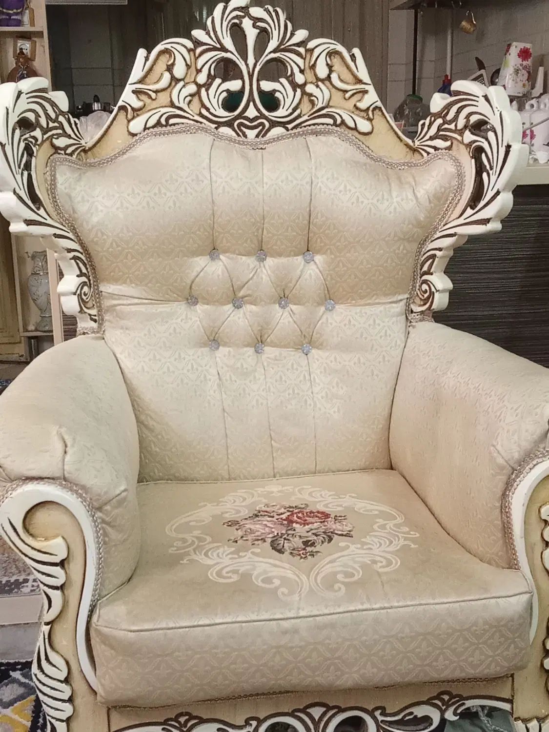 مبلمان درحد نو کار نکرده ۷نفره به قیمت مناسب|مبلمان خانگی و میز عسلی|ماسال, |دیوار