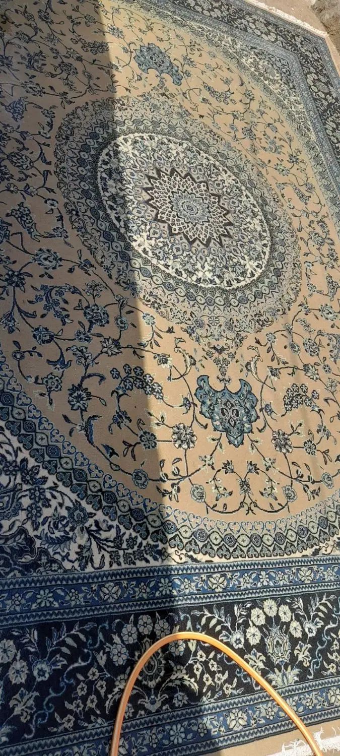 فرش دوازده متری سالم مناسب  وخانه باغ بفروش میرسد|فرش|اسدآباد, |دیوار