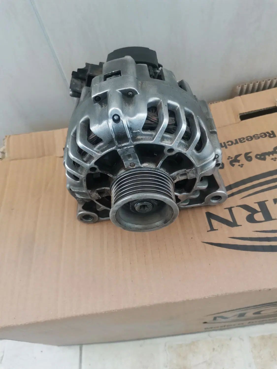 دینام و چراغ جلو پژو|قطعات یدکی و لوازم جانبی|اصفهان, سروستان|دیوار