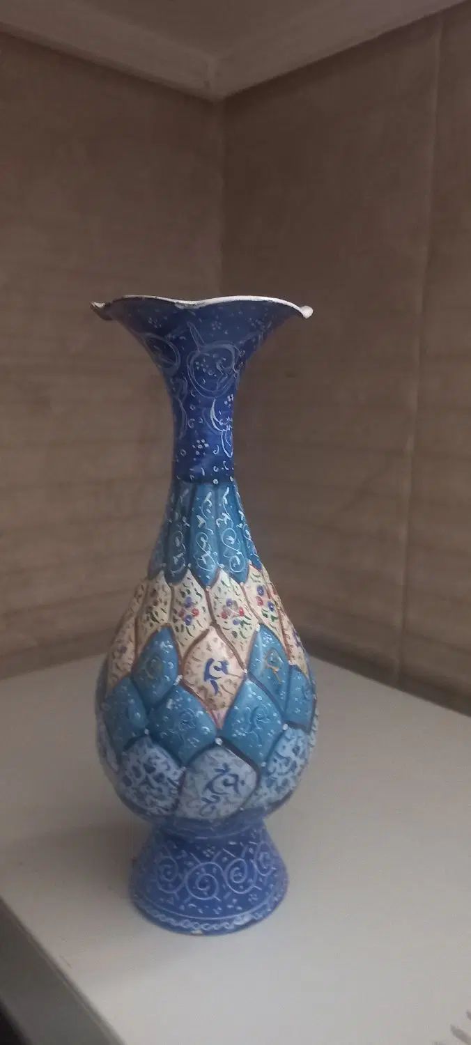 گلدان صنایع دستی|صنایع دستی و سایر لوازم تزئینی|اصفهان, بوستان آینه خانه|دیوار
