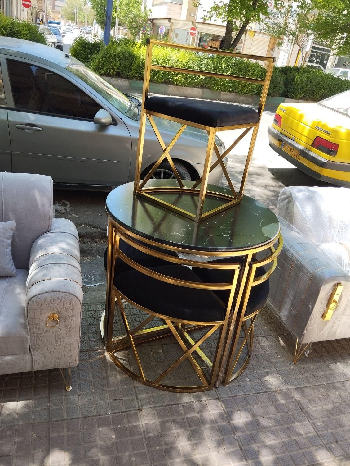 کمجا فلزی|میز و صندلی غذاخوری|شهرکرد, |دیوار