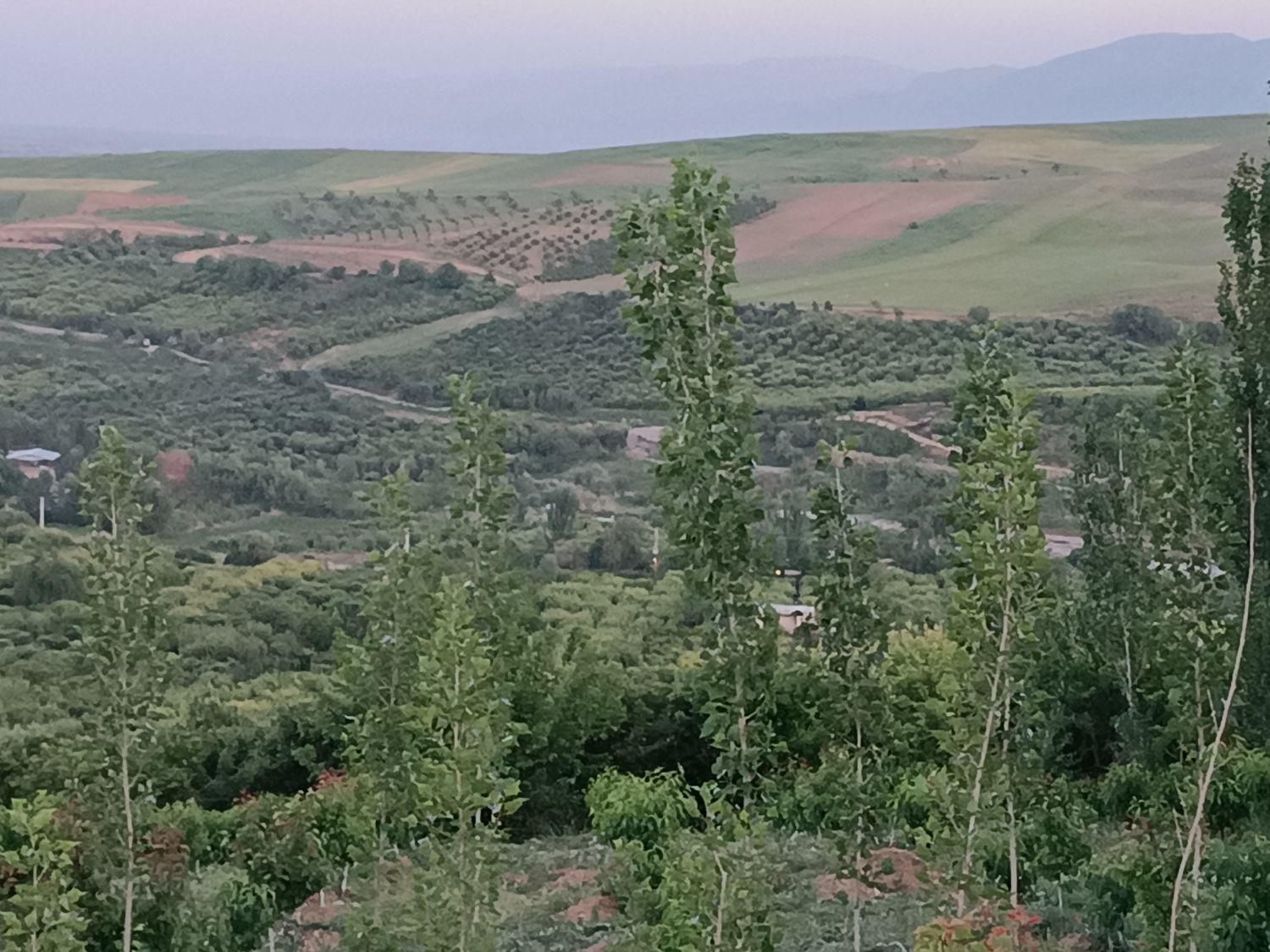 باغ ویلا 700متری سویت اجاره گلدشت کنار رود خانه|اجارهٔ کوتاهمدت ویلا و باغ|بروجرد, |دیوار