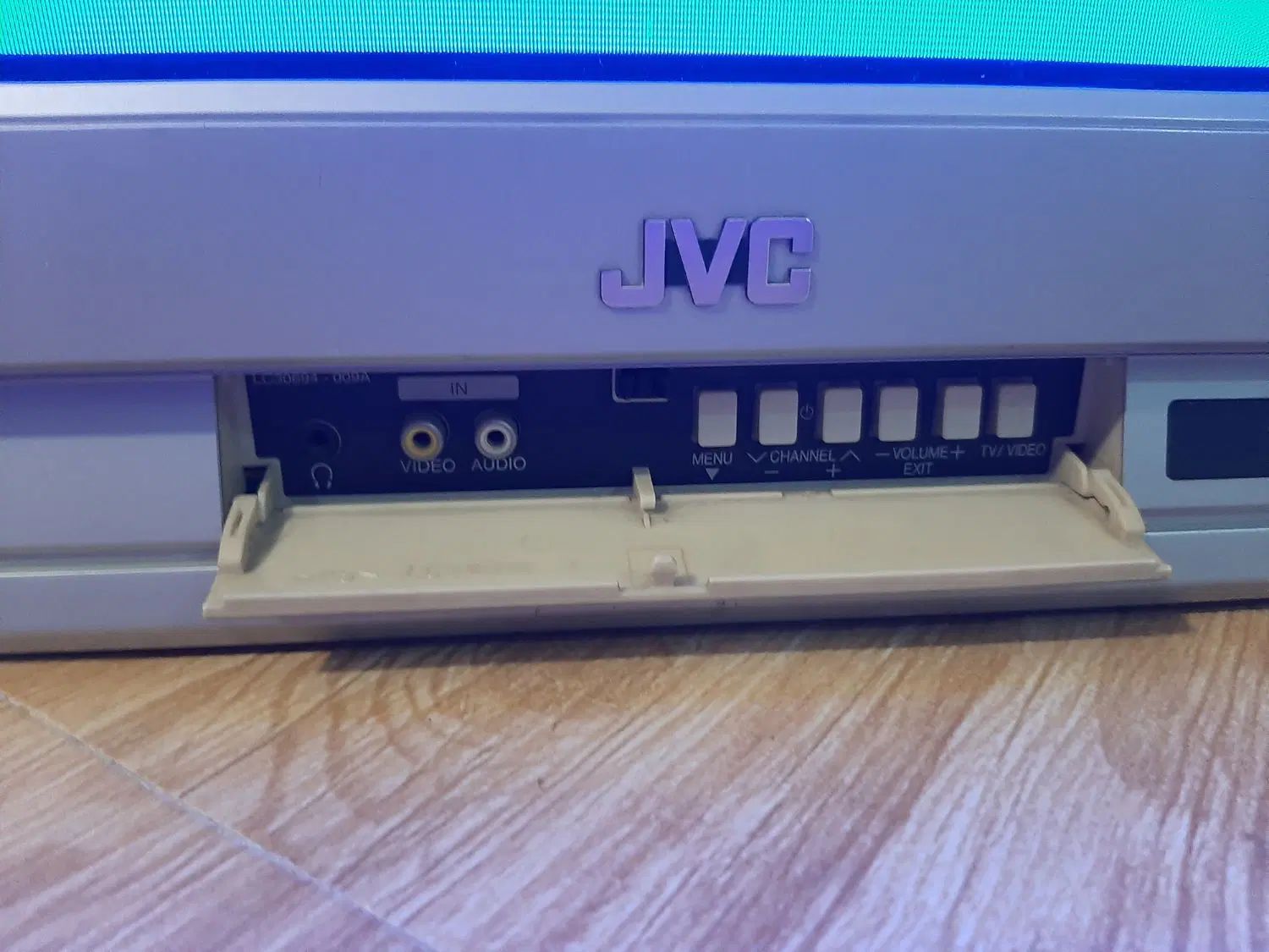 تلوزیون jvc ژاپنی|تلویزیون و پروژکتور|تهران, بهار|دیوار
