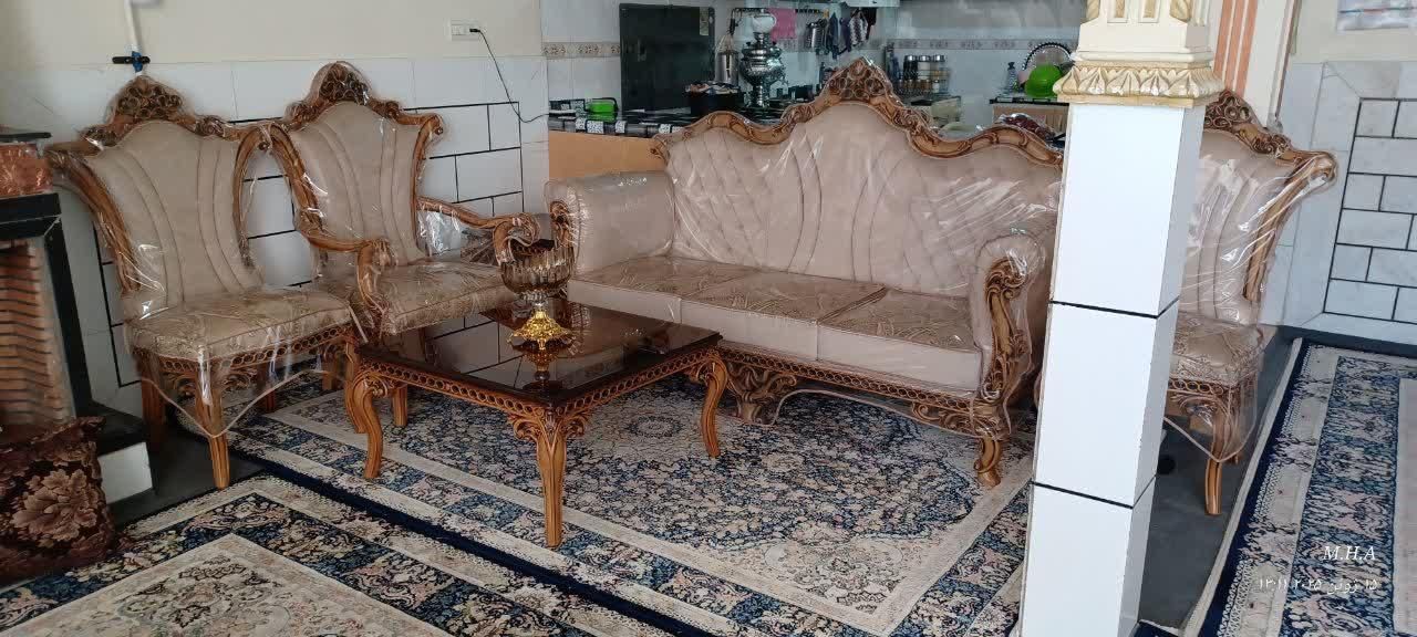 مبلمان نو|مبلمان خانگی و میز عسلی|خمینی‌شهر, |دیوار