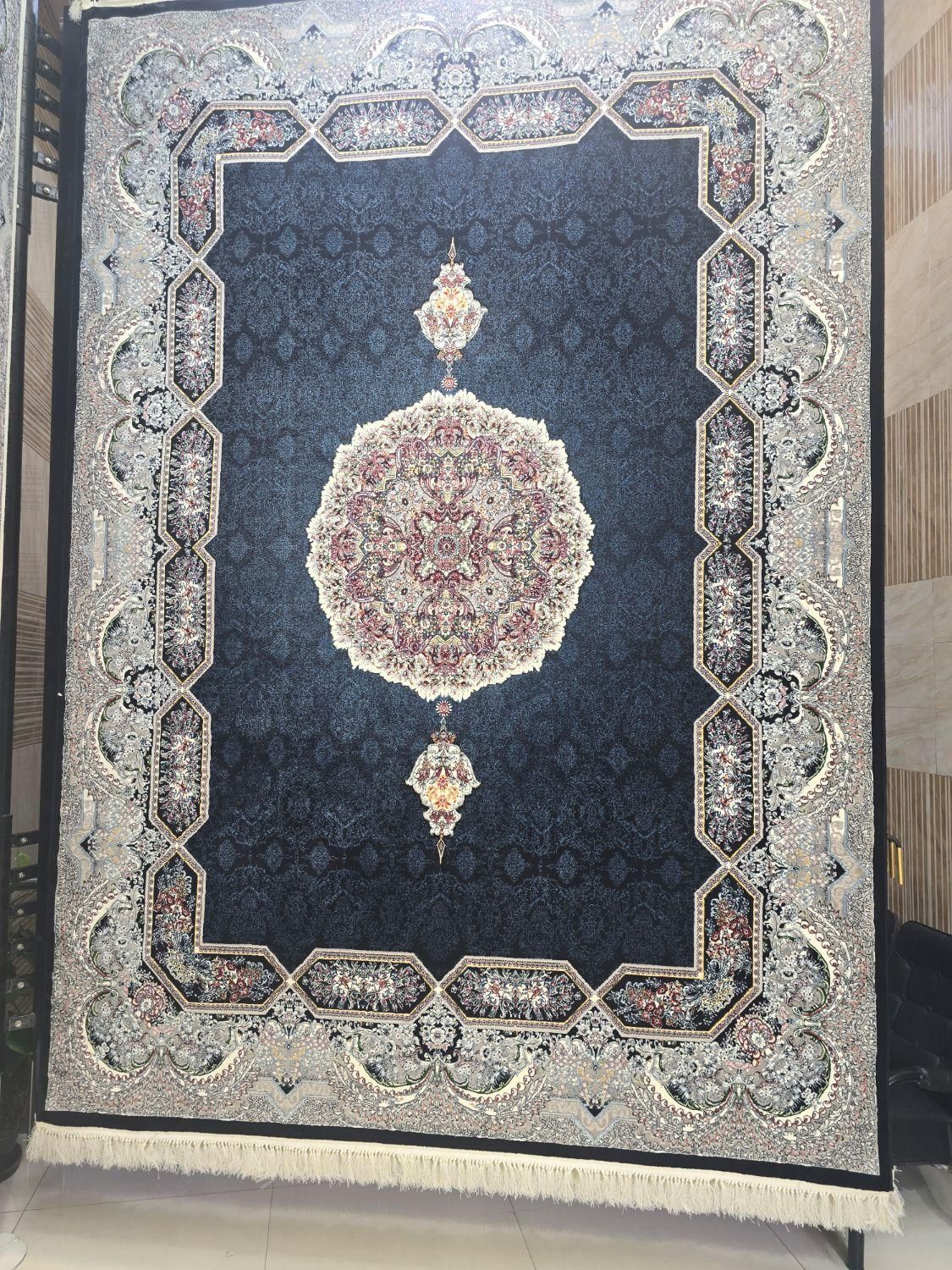 فرش ۱۰۰۰ شانه هالیدی|فرش|تهران, نعمت‌آباد|دیوار