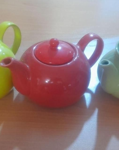 قوری قرمز|قوری، کتری، قهوهساز دستی|اصفهان, خرم|دیوار