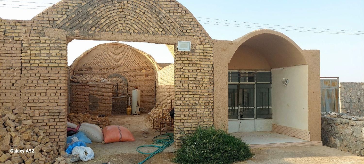 زمین ۳۷۰۰ متر مربع با ۶سالن بزرگ و پروانه دامداری|فروش دفتر صنعتی، کشاورزی، تجاری|میبد, |دیوار