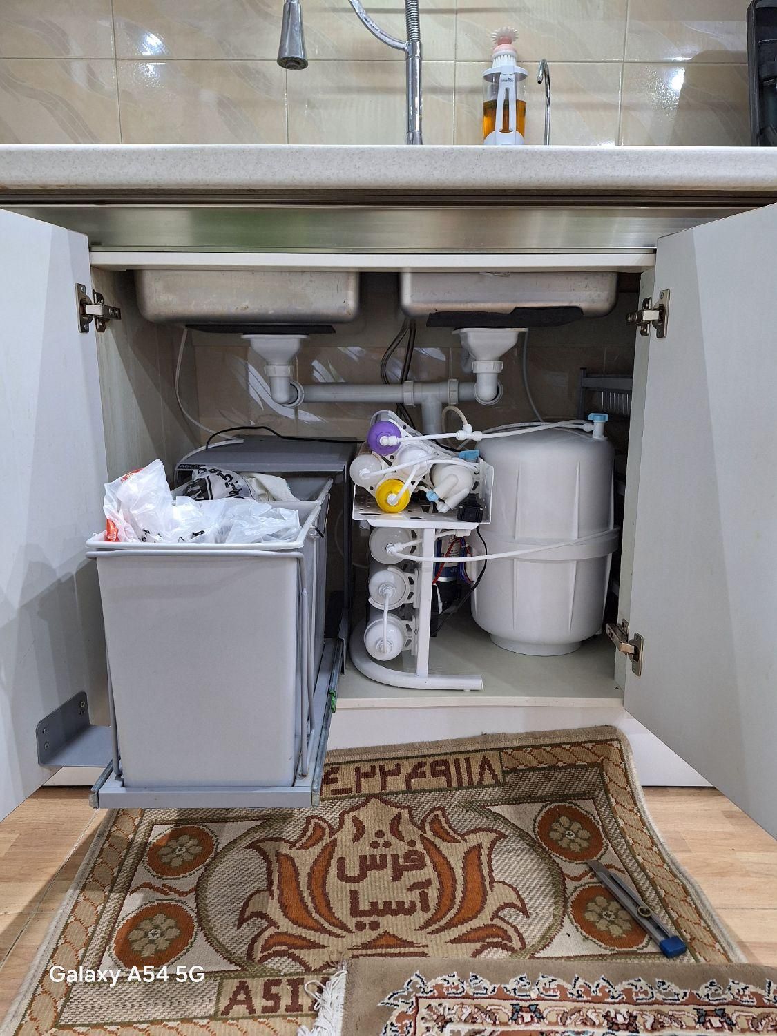تصفیه آب سومبار تعمیرات و تعویض فیلترجات و...|آب‌سردکن و تصفیه آب|بجنورد, |دیوار