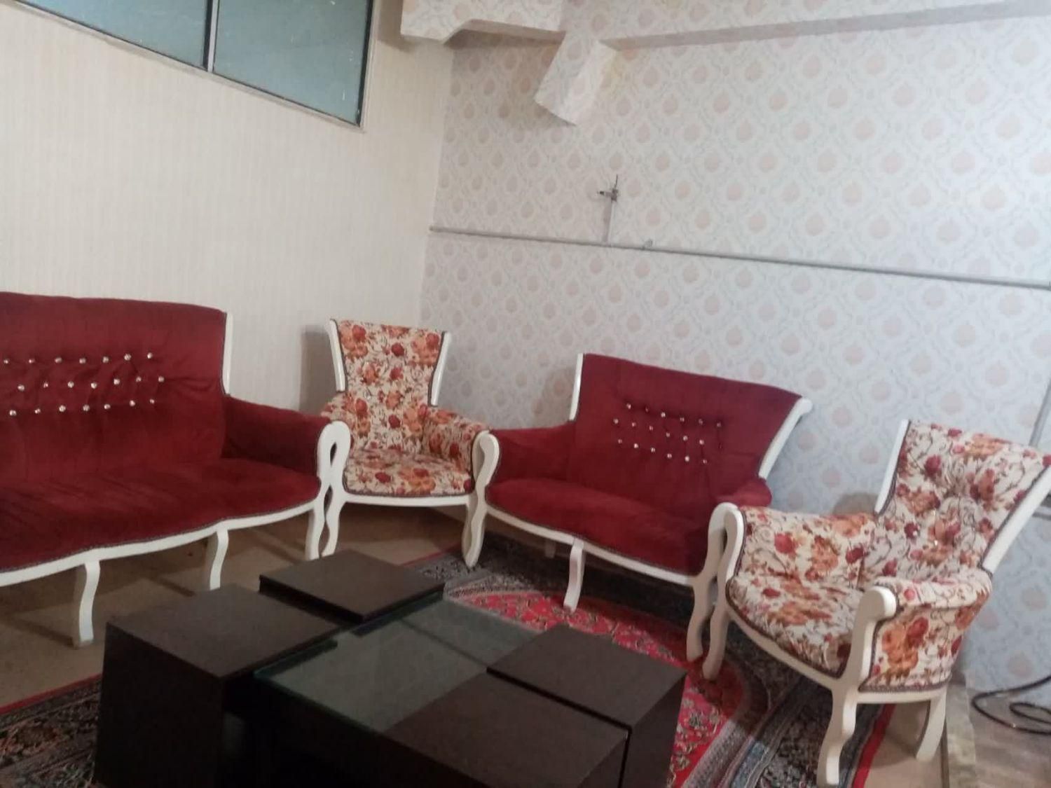 اجاره روزانه طبقه ویلای ۹۵ متری|اجارهٔ کوتاه‌مدت آپارتمان و سوئیت|کرج, شهرک فهمیده|دیوار