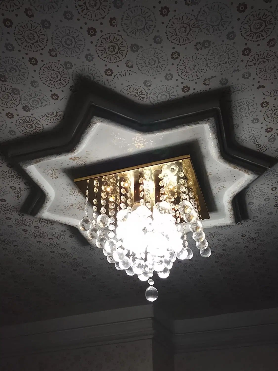 لوسترکریستالی۶شعله|لوستر و چراغ آویز|رشت, استقامت ۱|دیوار