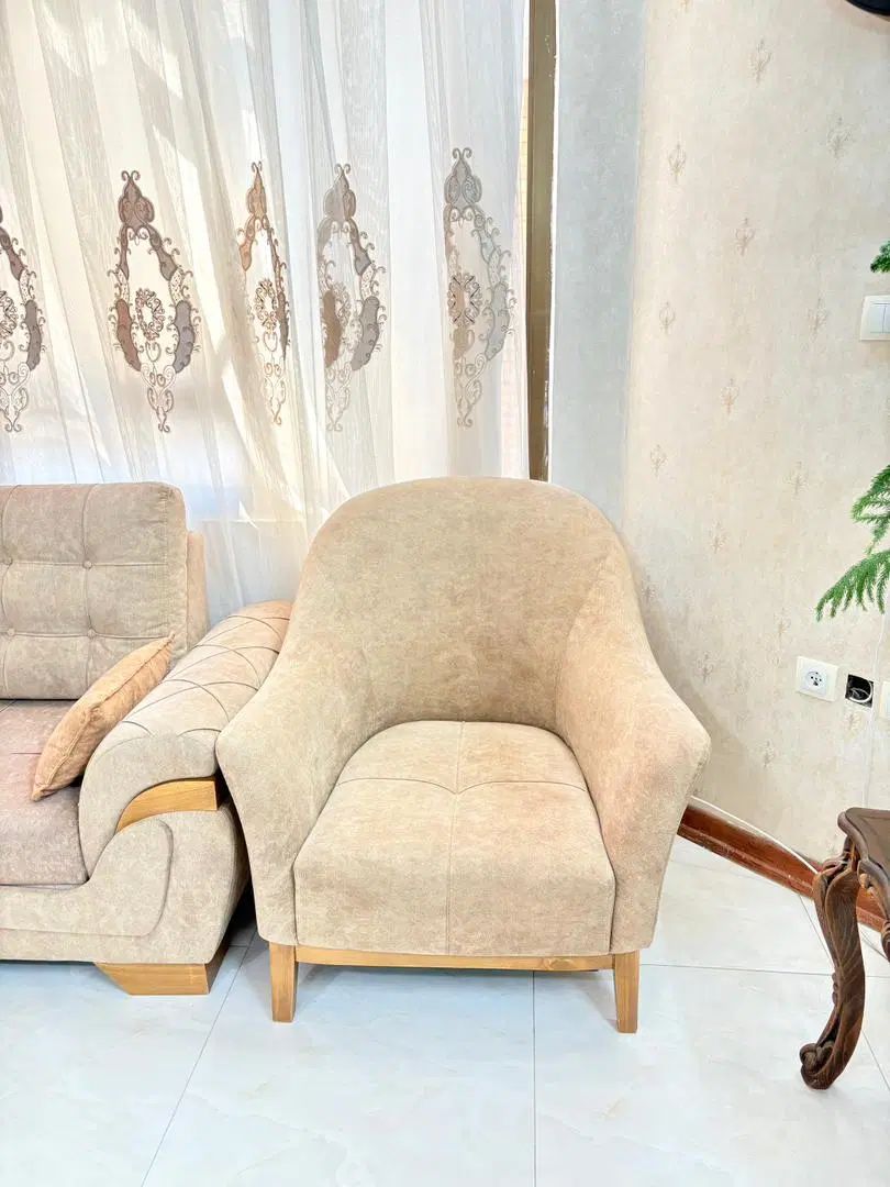 مبل 7نفره در حد|مبلمان خانگی و میز عسلی|اصفهان, بهارستان|دیوار