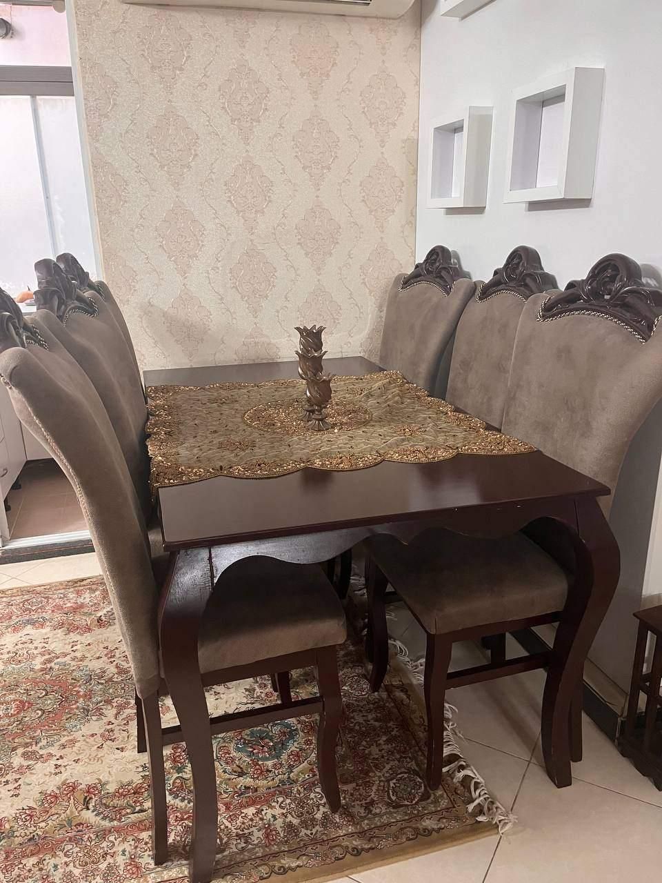 مبل ۷نفره کلاسیک+میز وسط و۲عسلی+دوتابوفه+میز ۶نفره|مبلمان خانگی و میز عسلی|گرگان, |دیوار