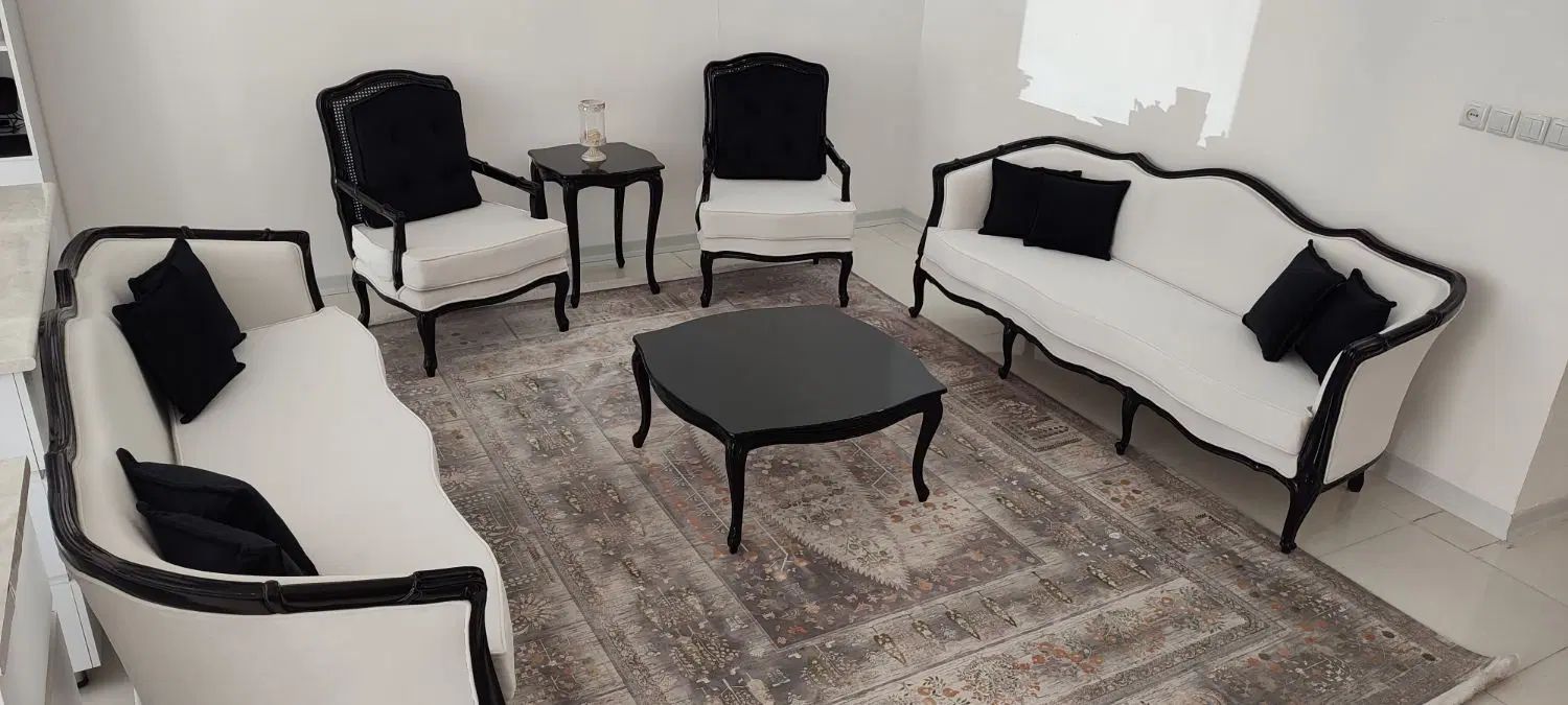به یک فروشنده مبلمان رویکوب ماهرویک شاگردنیازمندیم|استخدام بازاریابی و فروش|مشهد, خواجه ربیع|دیوار