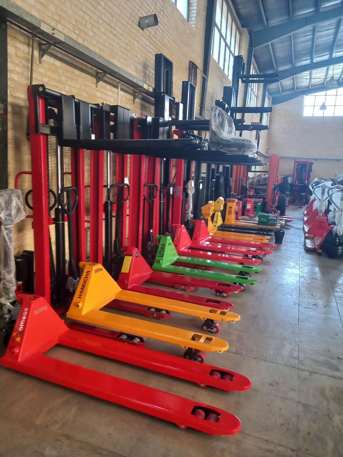 استاکر جک پالت باتری لیفتراک|ماشین‌آلات صنعتی|ایلام, |دیوار