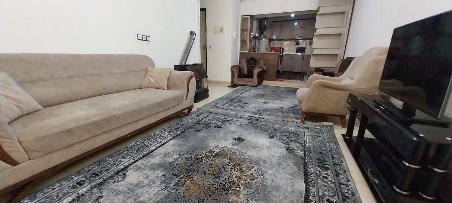 یک‌واحد آپارتمان مرتبِ تک‌خوابه بدون واسطه|اجارهٔ کوتاه‌مدت آپارتمان و سوئیت|همدان, |دیوار
