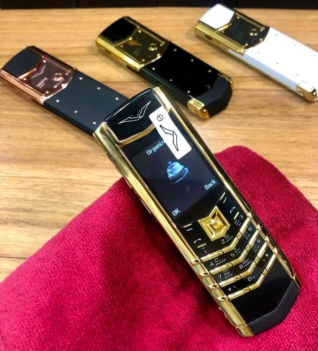 گوشی نوکیا ورتو vertu v10 k8 طلایی|موبایل|اصفهان, احمدآباد|دیوار