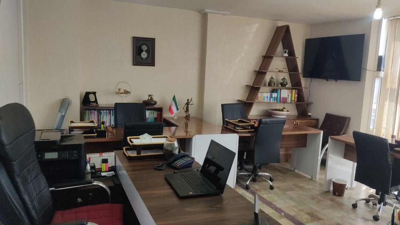 مدیر دفتر حسابدار و کادر دفتری خانم نیازمندیم .|استخدام مالی، حسابداری، حقوقی|تبریز, |دیوار