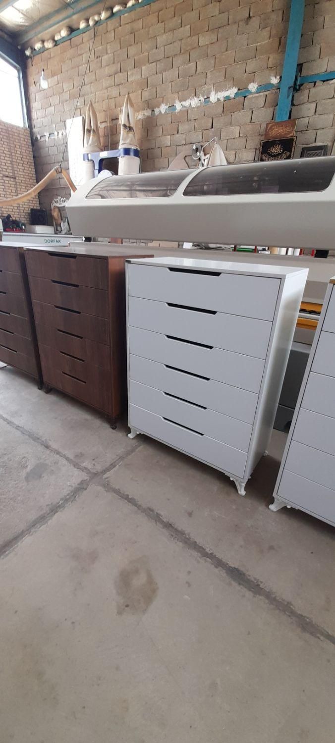 دراور ۷ کشویی شرکتی رنگبندی مختلف|جاکفشی، کمد، دراور|قزوین, |دیوار