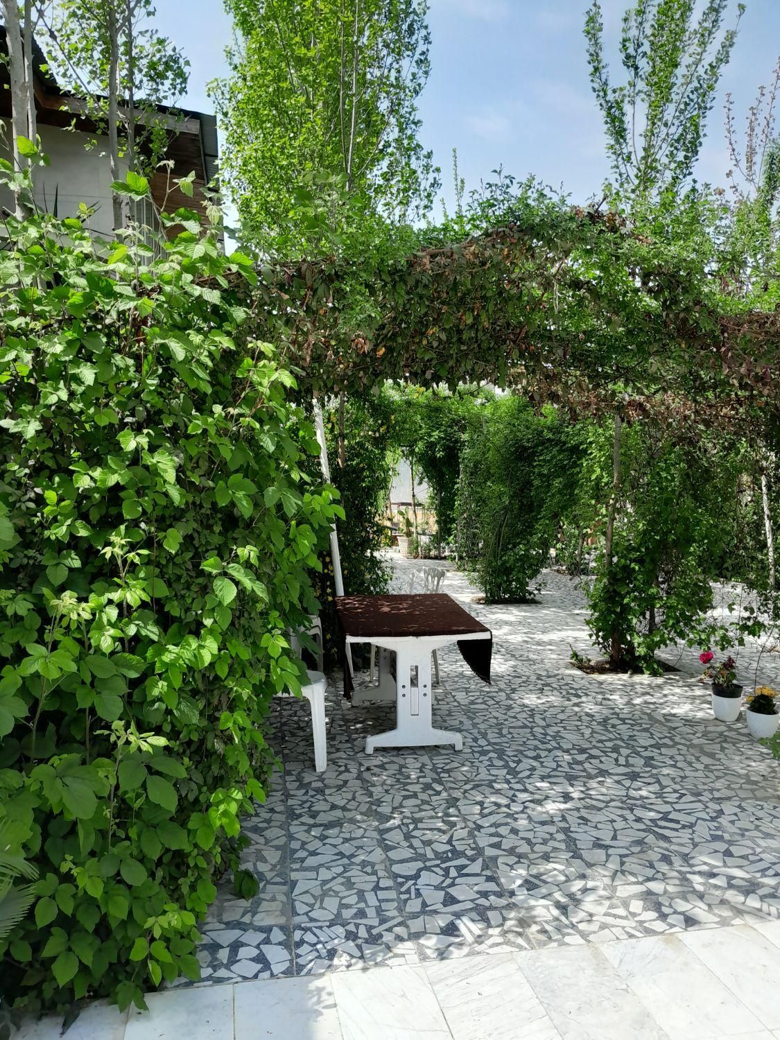 واحد دو خواب مناسب برای اقامت تا چهار نفر|اجارهٔ کوتاه‌مدت ویلا و باغ|قائم‌شهر, |دیوار