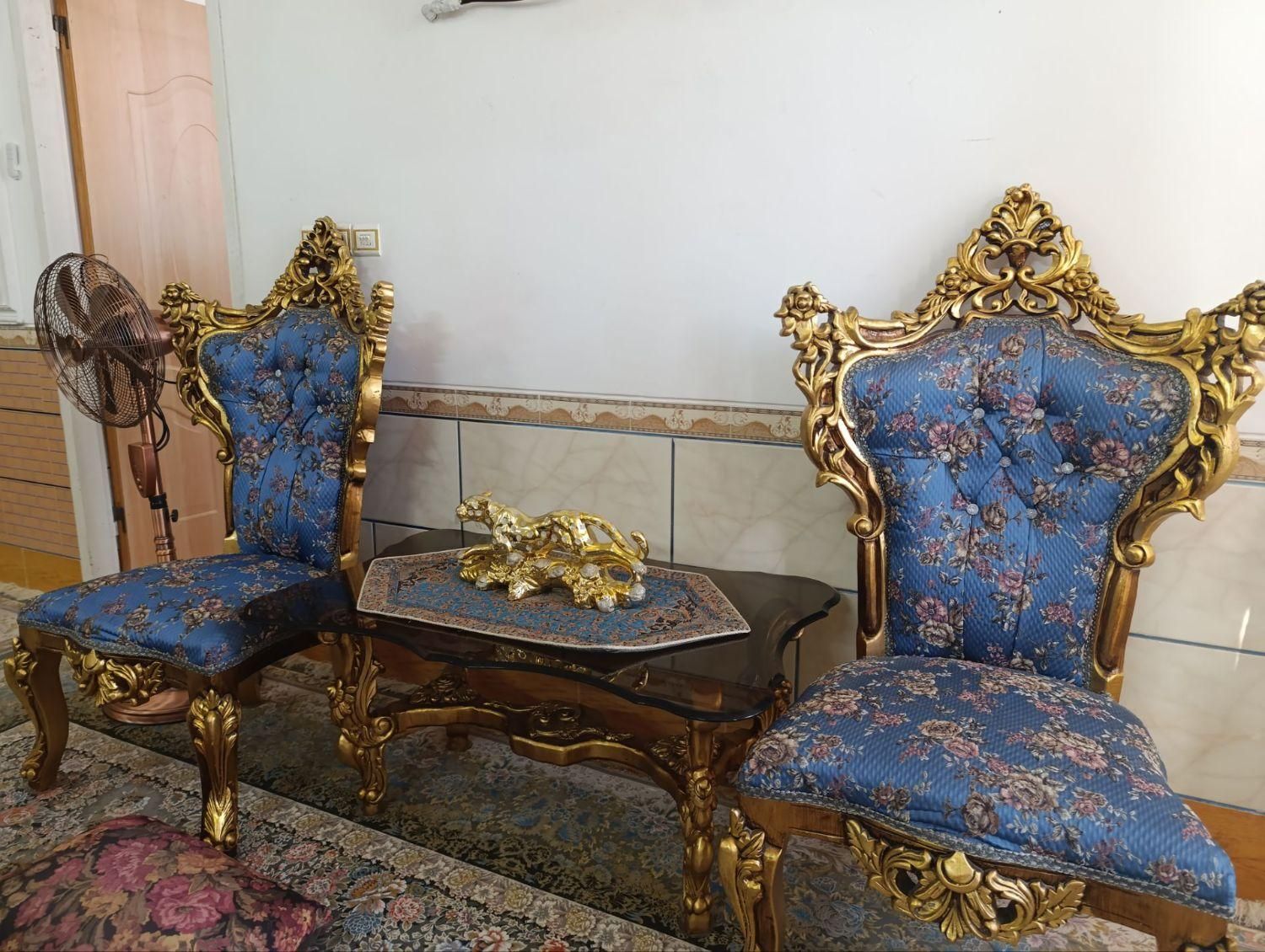 مبلمان سلطنتی 9 نفره|مبلمان خانگی و میز عسلی|مرودشت, فاز دوم شهرک فرهنگیان|دیوار