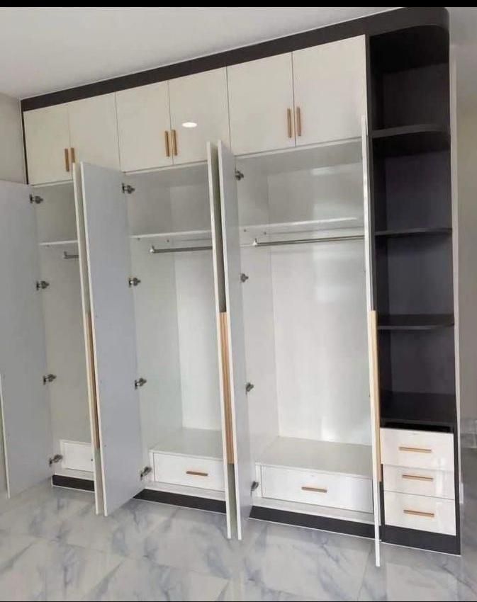 کمد ۲۲۲|جاکفشی، کمد، دراور|پاکدشت, کبودگنبد|دیوار