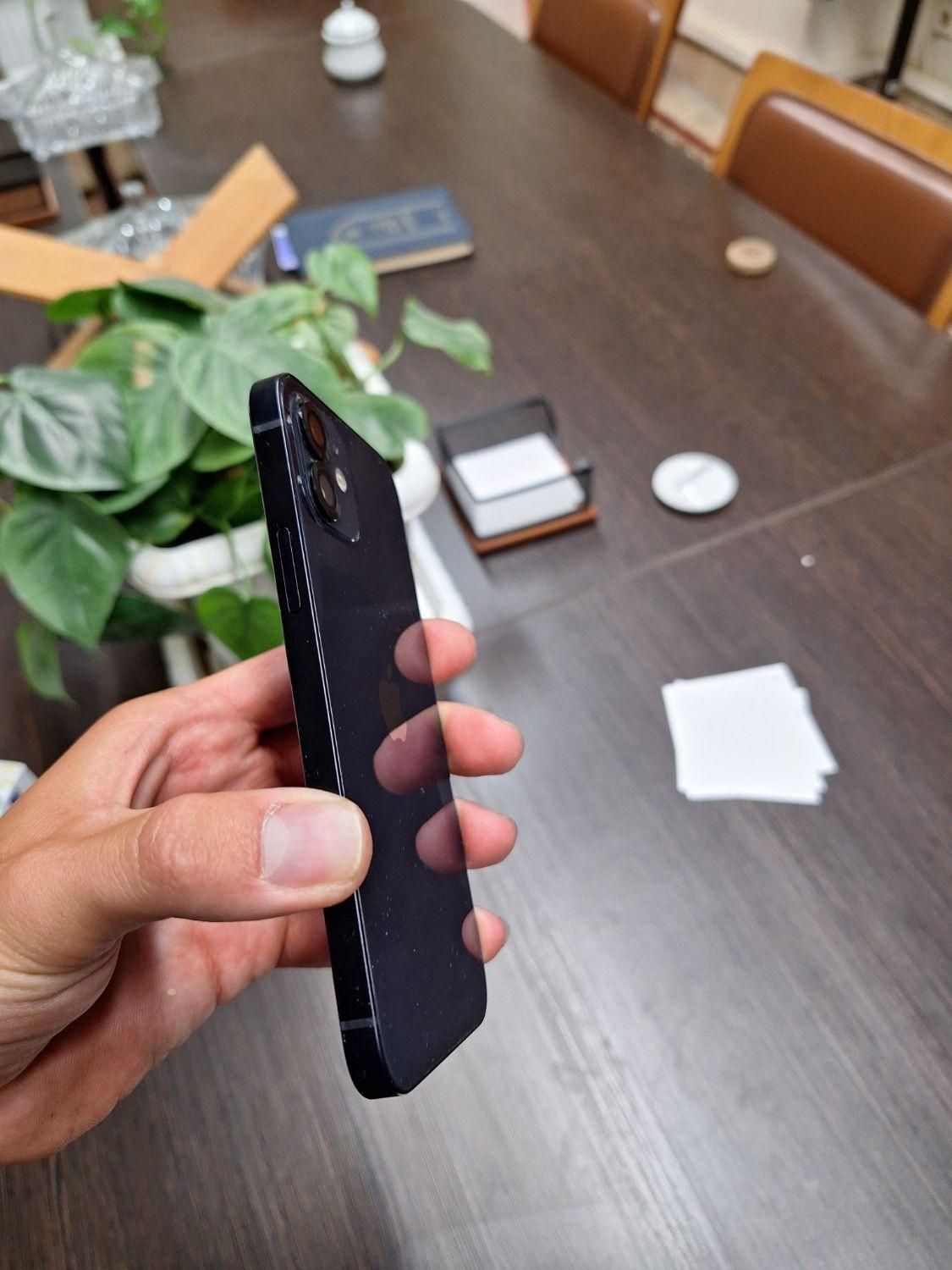 اپل iPhone 12 با حافظهٔ ۱۲۸ گیگابایت|موبایل|مشهد, طلاب|دیوار