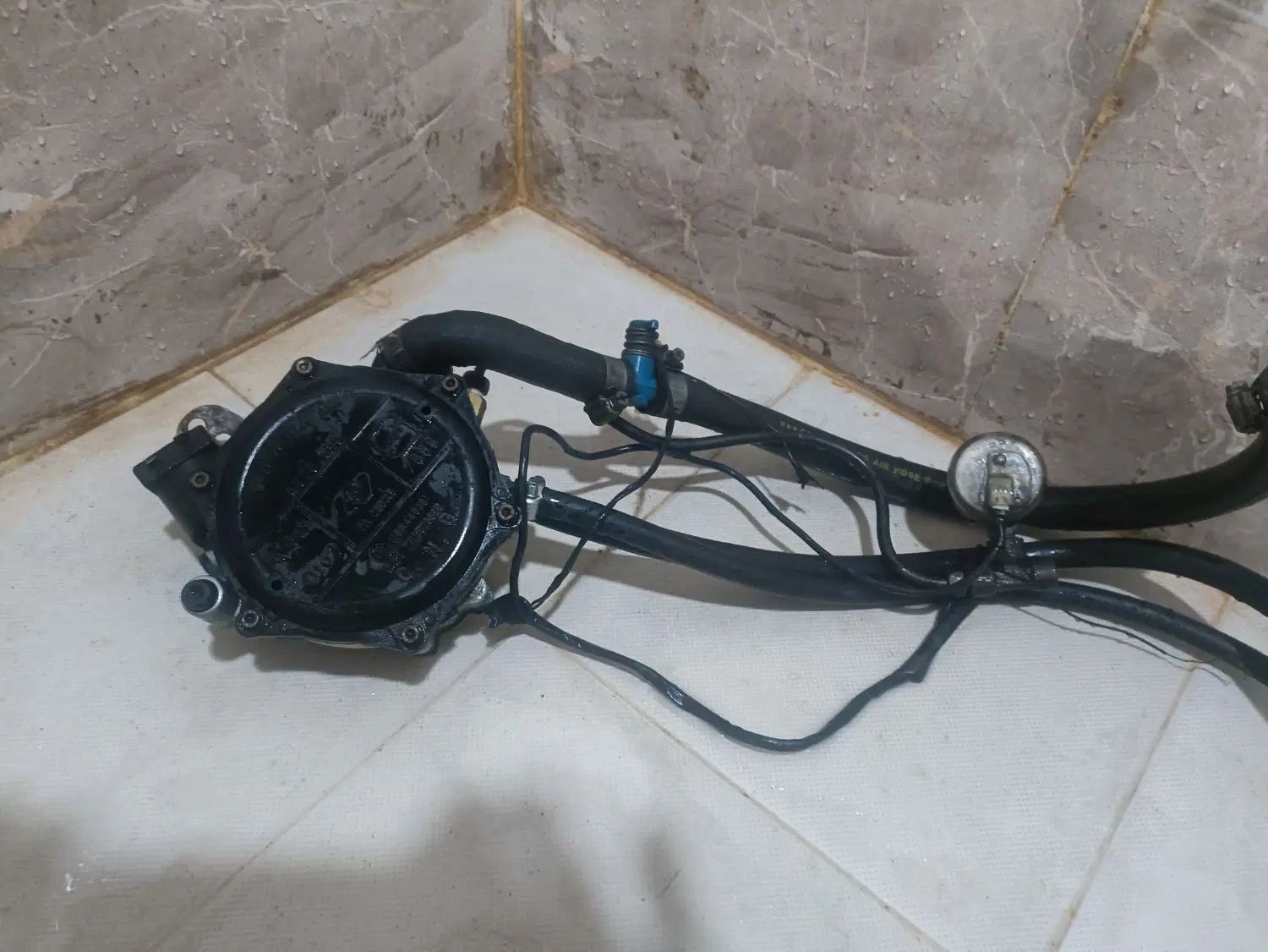 رگولاتور سی ان جی|قطعات یدکی و لوازم جانبی|رشت, یخسازی|دیوار