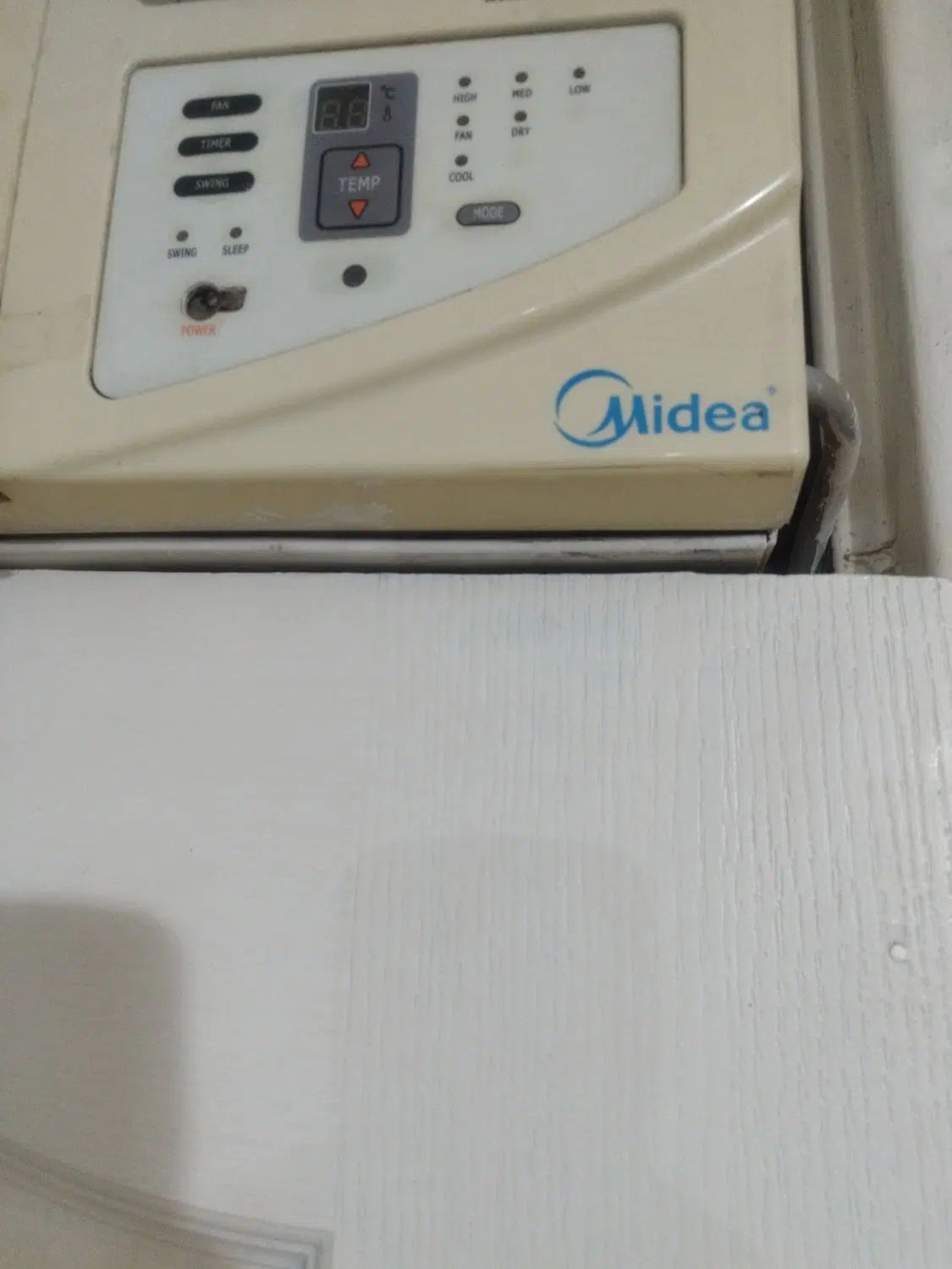 کولر پنجره ای|کولر گازی و فن‌کوئل|رشت, یخسازی|دیوار