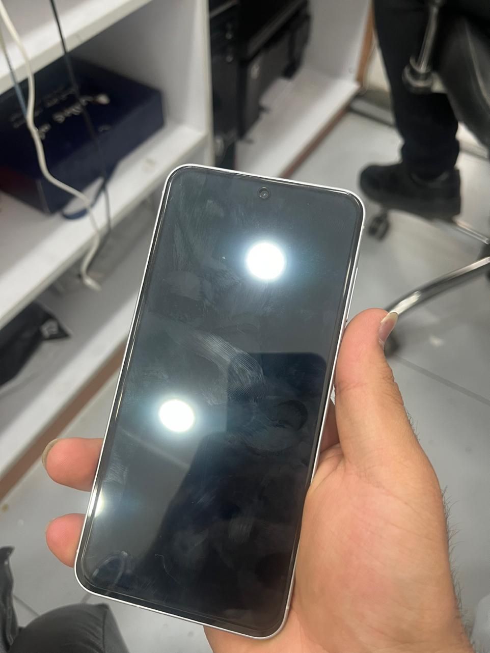 سامسونگ galaxy a56 با حافظهٔ ۲۵۶ گیگابایت|موبایل|اصفهان, آبشار|دیوار