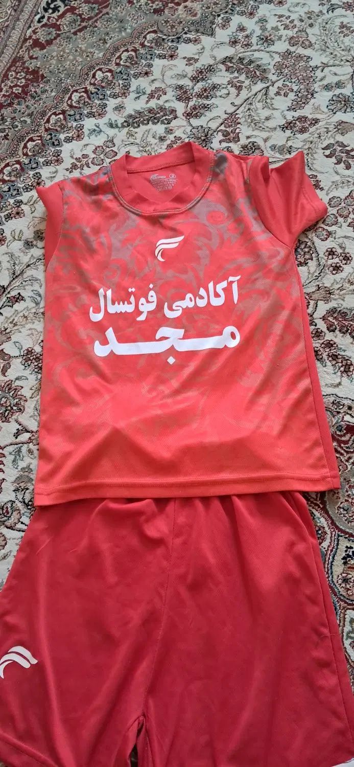 لباس ورزشی فوتبال|کفش و لباس بچه|تهران, امیر بهادر|دیوار