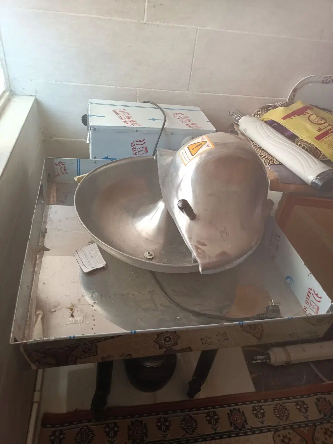 سبزی خورد کن صنعتی سبزیران دهنه ۶۰ موتور ۲ اسب|فروشگاه و مغازه|گلستان (تهران), |دیوار