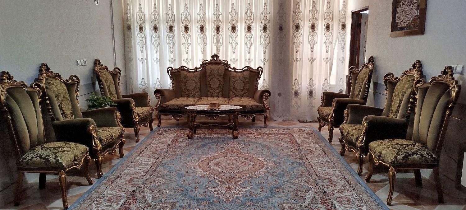 فروش مبلمان خانگی وکاملا تمیز وسالم|مبلمان خانگی و میز عسلی|ابریشم, |دیوار